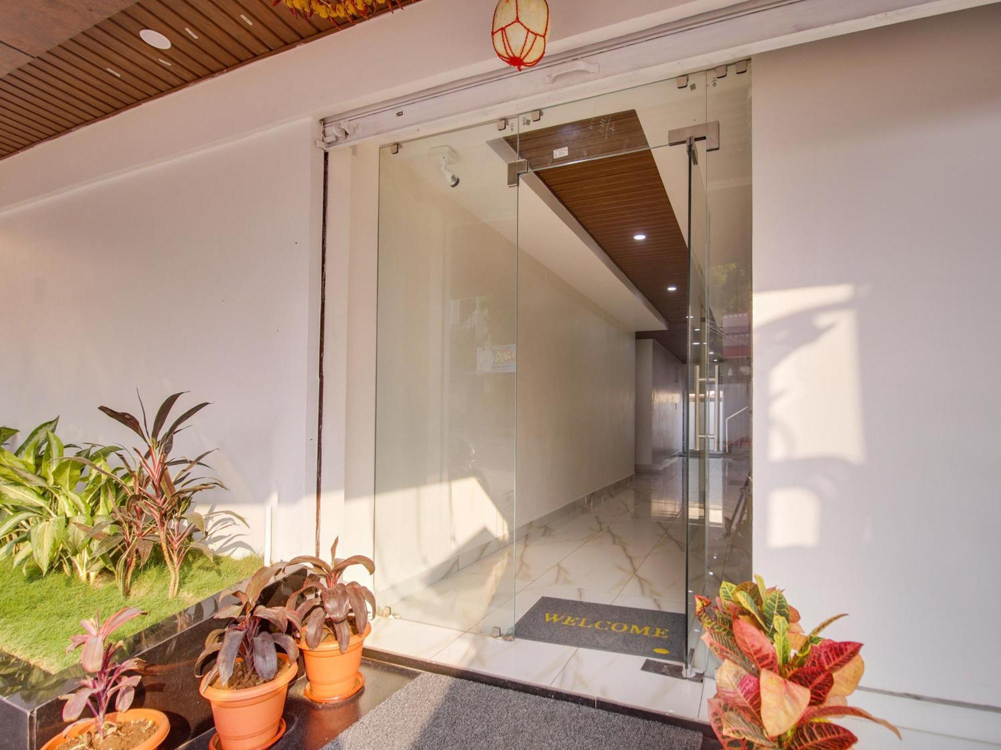 Hotel O Rr Residency Khammam Εξωτερικό φωτογραφία