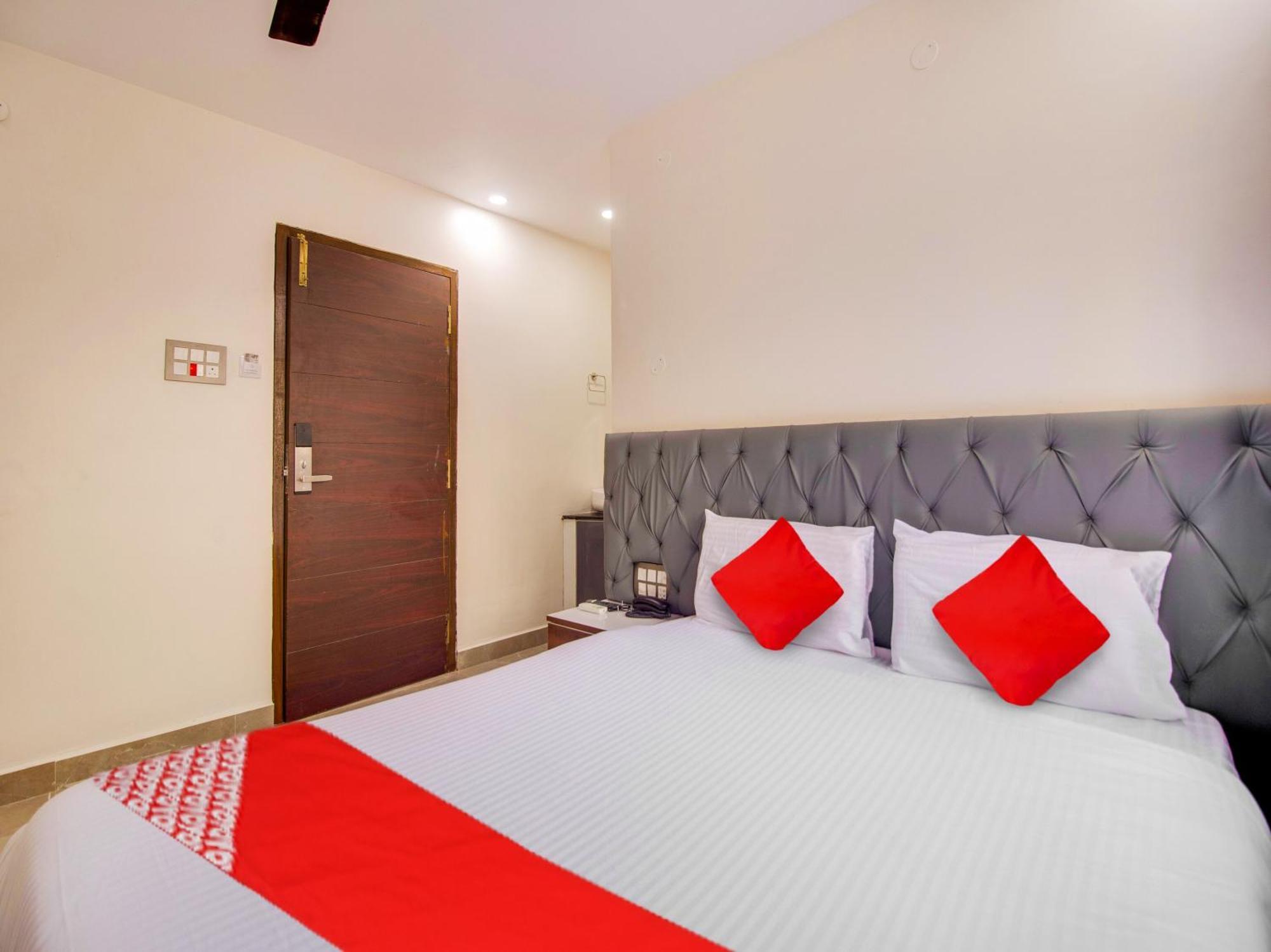 Hotel O Rr Residency Khammam Εξωτερικό φωτογραφία